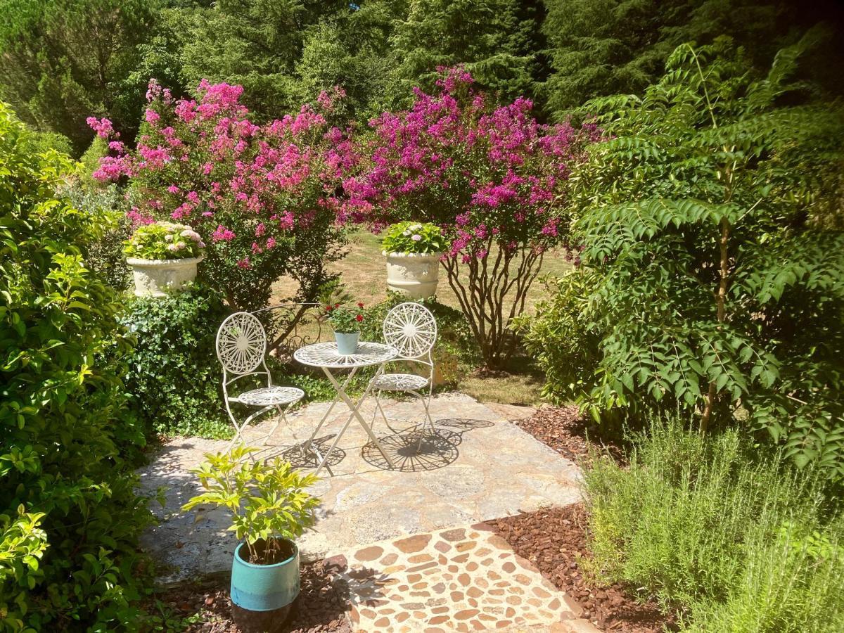 Le Petit Chateau - Adults Only Property Le Bugue Zewnętrze zdjęcie